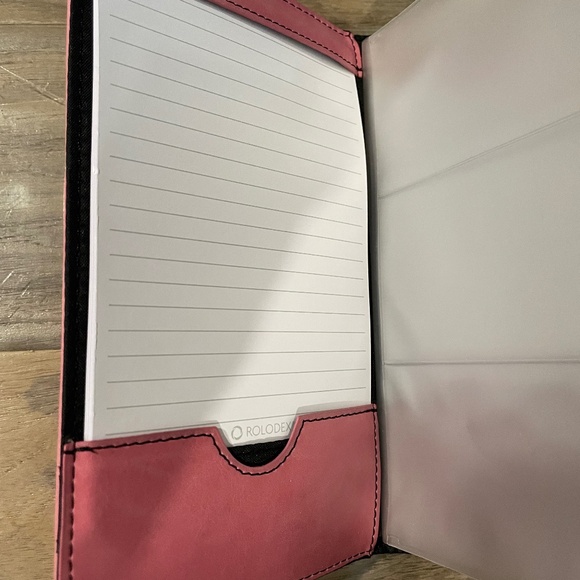 Excellent Condition Leather Business Card Storage Case - Picture 9 of 13